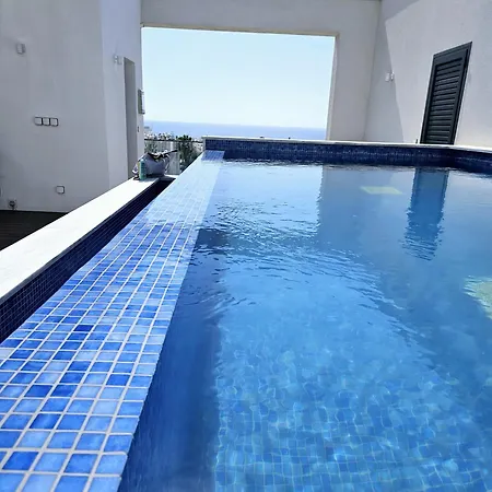 Heritage Paphos, Luxury Duplex With Private Pool Apartment *
